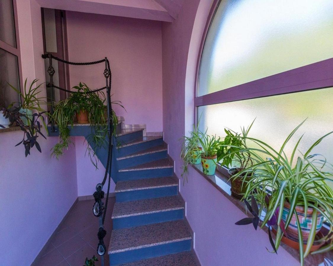 דראמליי Apartments Djusi מראה חיצוני תמונה